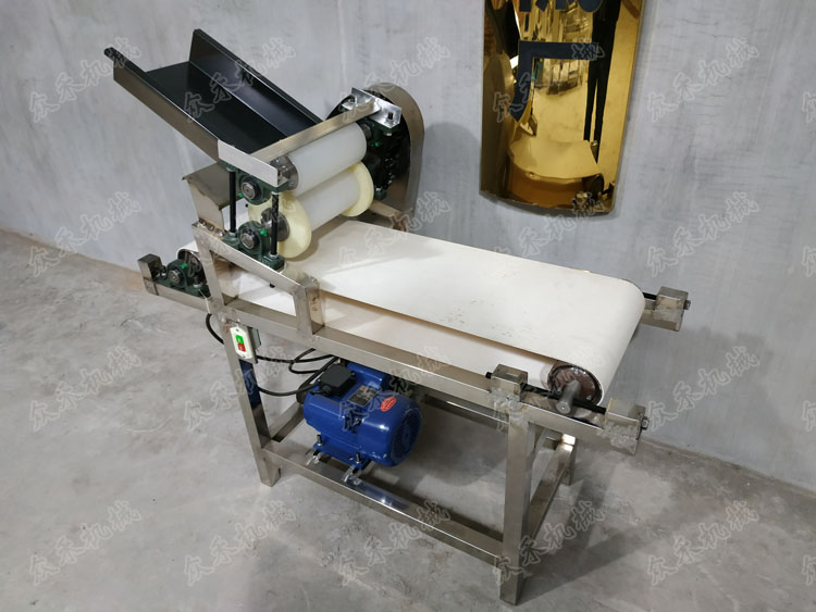 寶雞岐山仿手工搟面皮揉面機