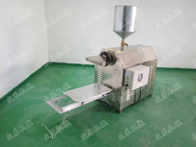 臥式搟面皮機(jī)加工生產(chǎn)搟面皮