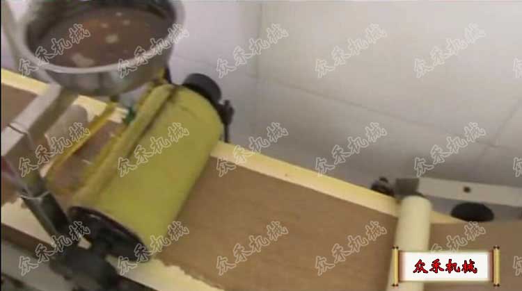 黑搟面皮制作方法訂做成型機(jī)壓面皮成型